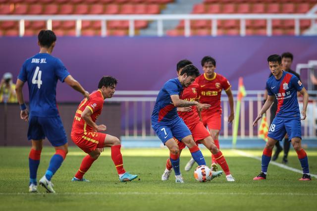 半岛体育-【中超】朱建荣补射制胜张威伤退 申花1比0双杀河北