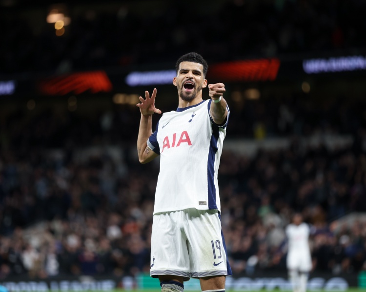 半岛体育网址-索兰克:进球是献给正怀孕的太太,庆祝动作致敬《海贼王》