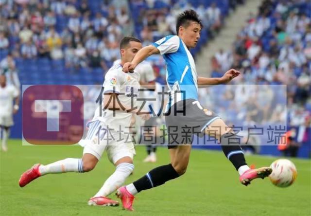 半岛体育-​武磊带着击败皇马好心情归队 国足队员全部到齐