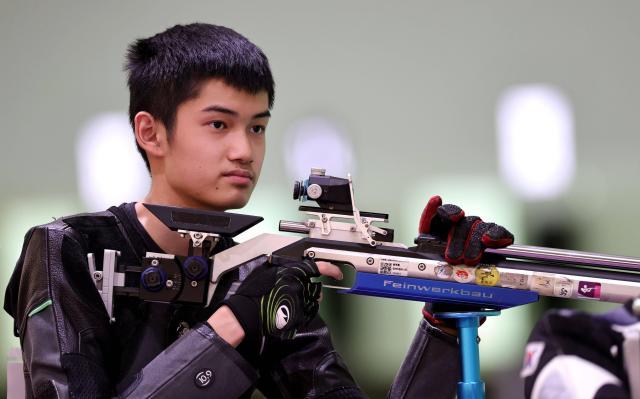 半岛体育在线-男子10米气步枪夺银 16岁天才少年前途无限量